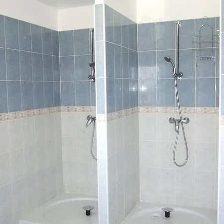 Ferienhaus Le Pigeonnier Du Figue-haut Avec Piscine Privee Et Climatisation A Lacapelette *