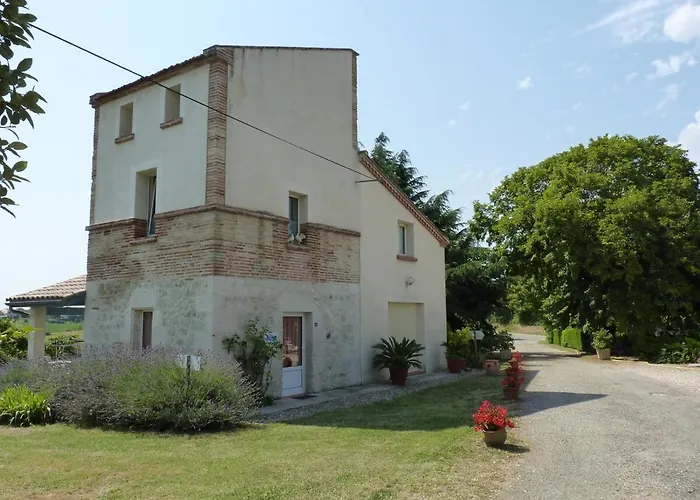 Vakantiehuis Le Pigeonnier Du Figue-haut Avec Piscine Privee A Lacapelette Durfort-Lacapelette
